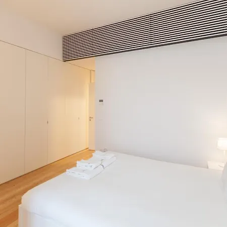 Апартаменты Flh Augusta's Arch Bright Flat Лиссабон